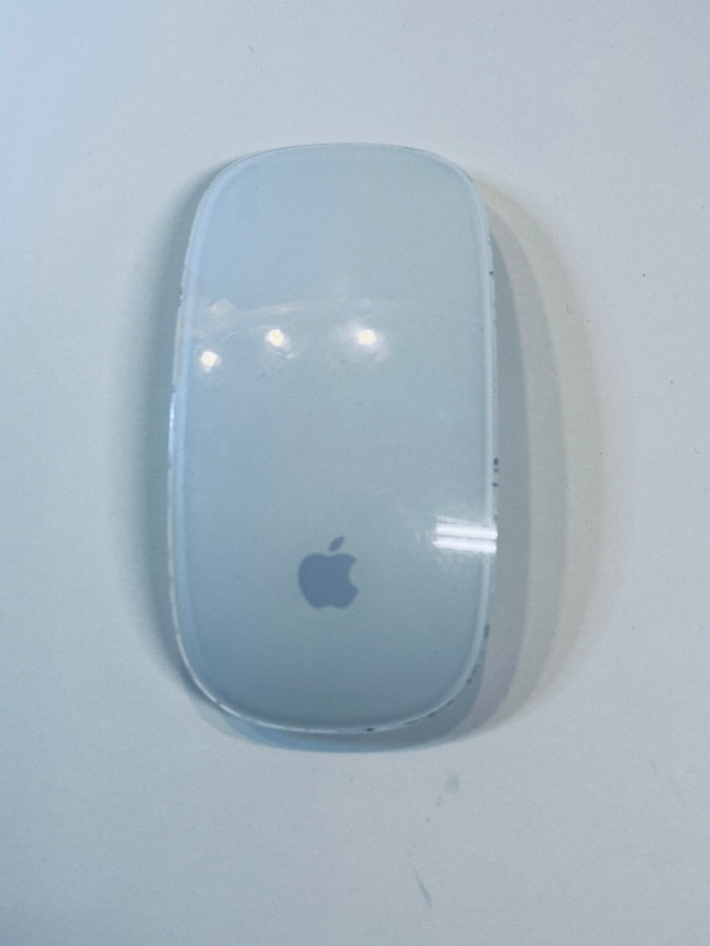 Apple Magic Mouse Wireless With Box - Picture 2 of 3